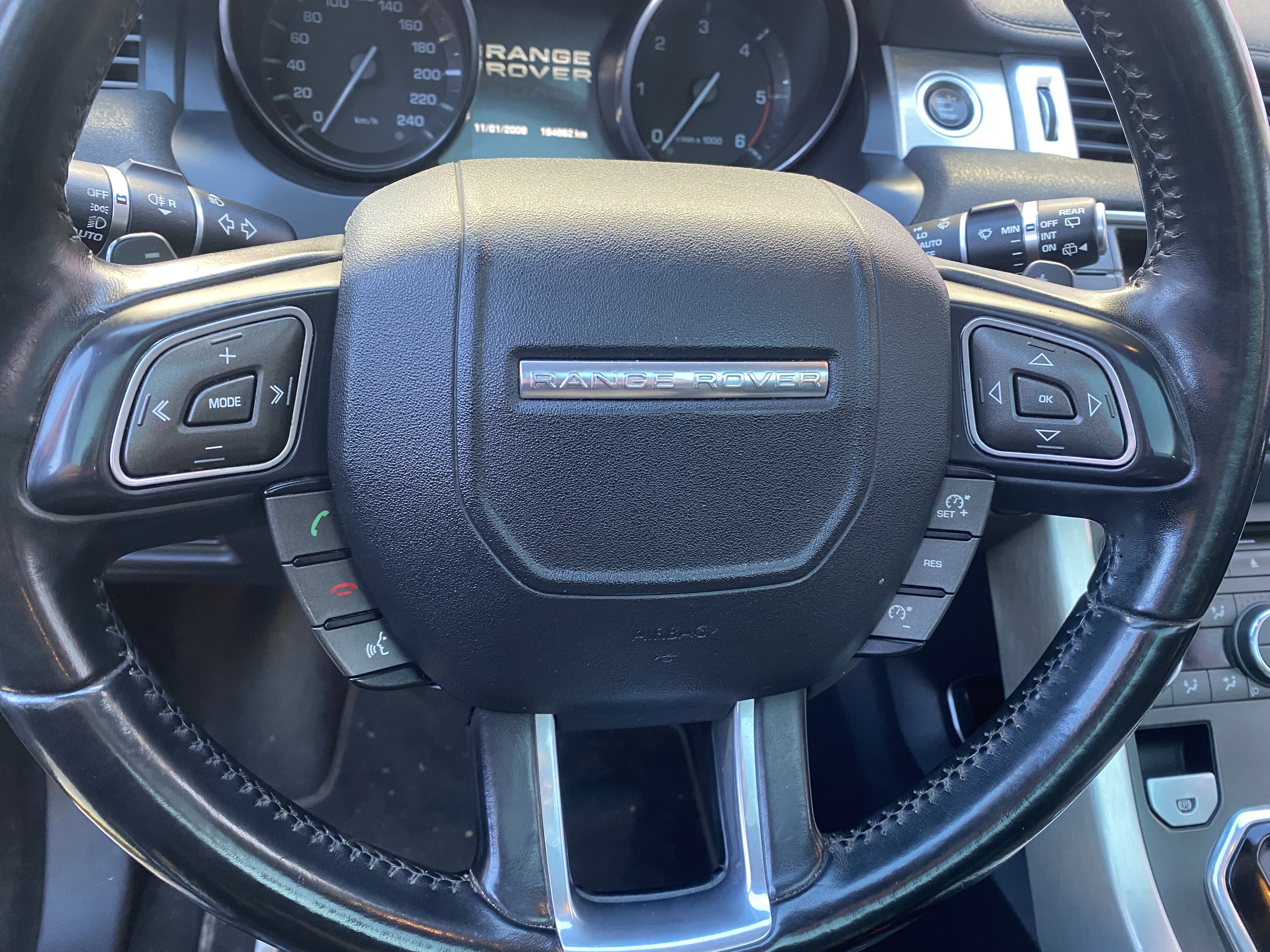 10LAND ROVER RANGE...