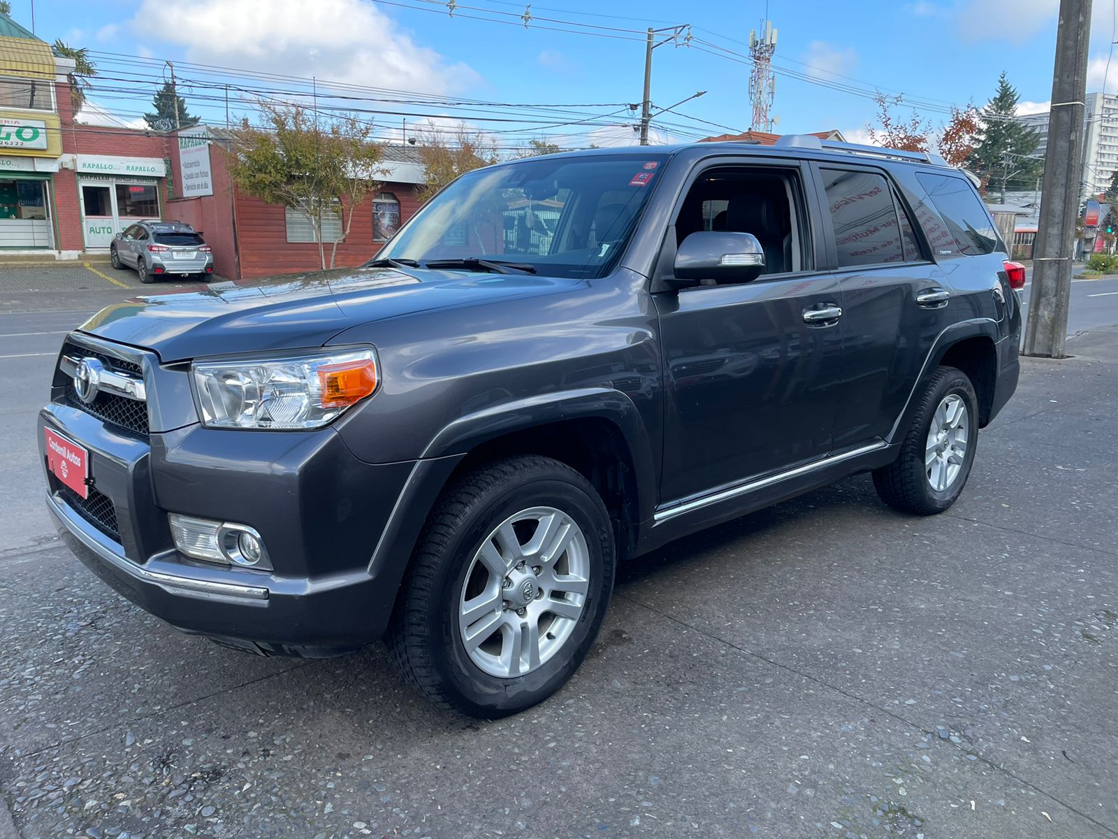 veh-toyota-4runner-limited-4x4-