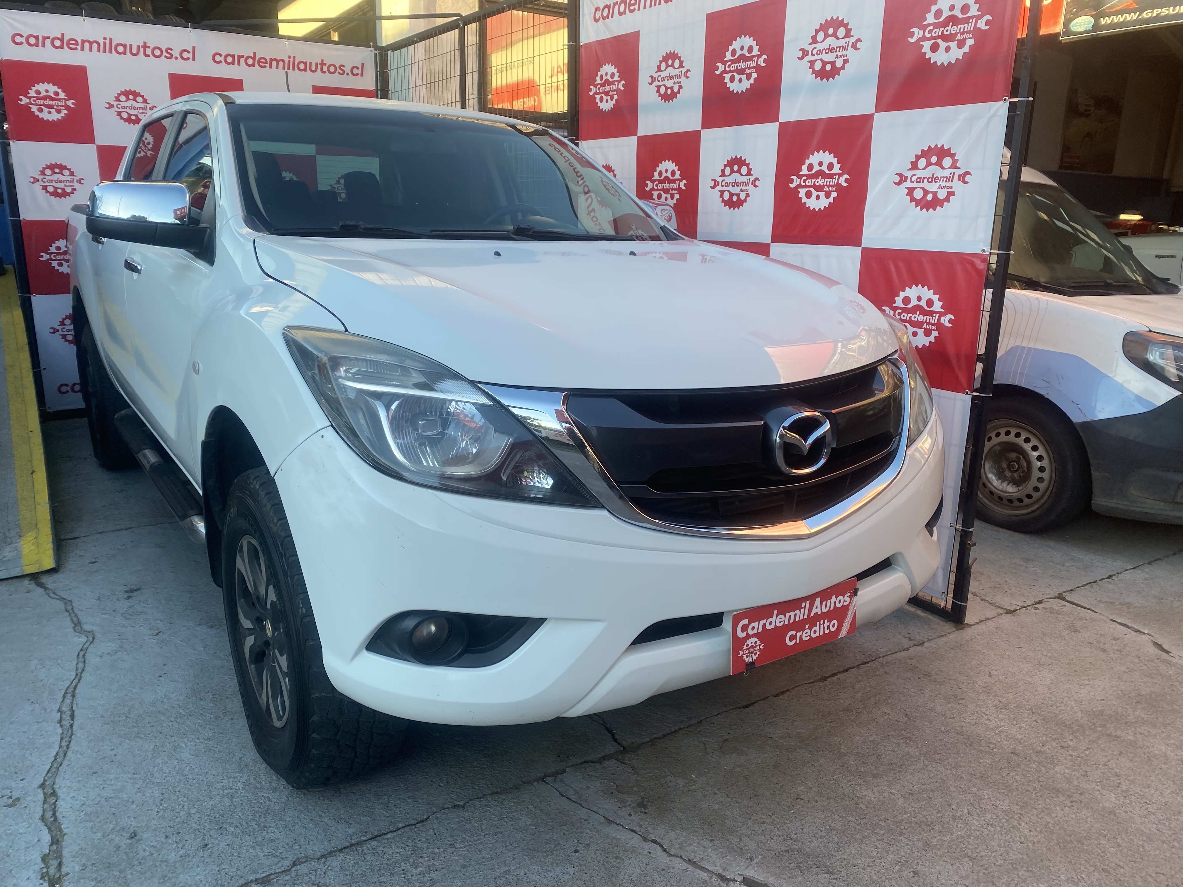 veh-mazda-bt50-sdx-4x4-