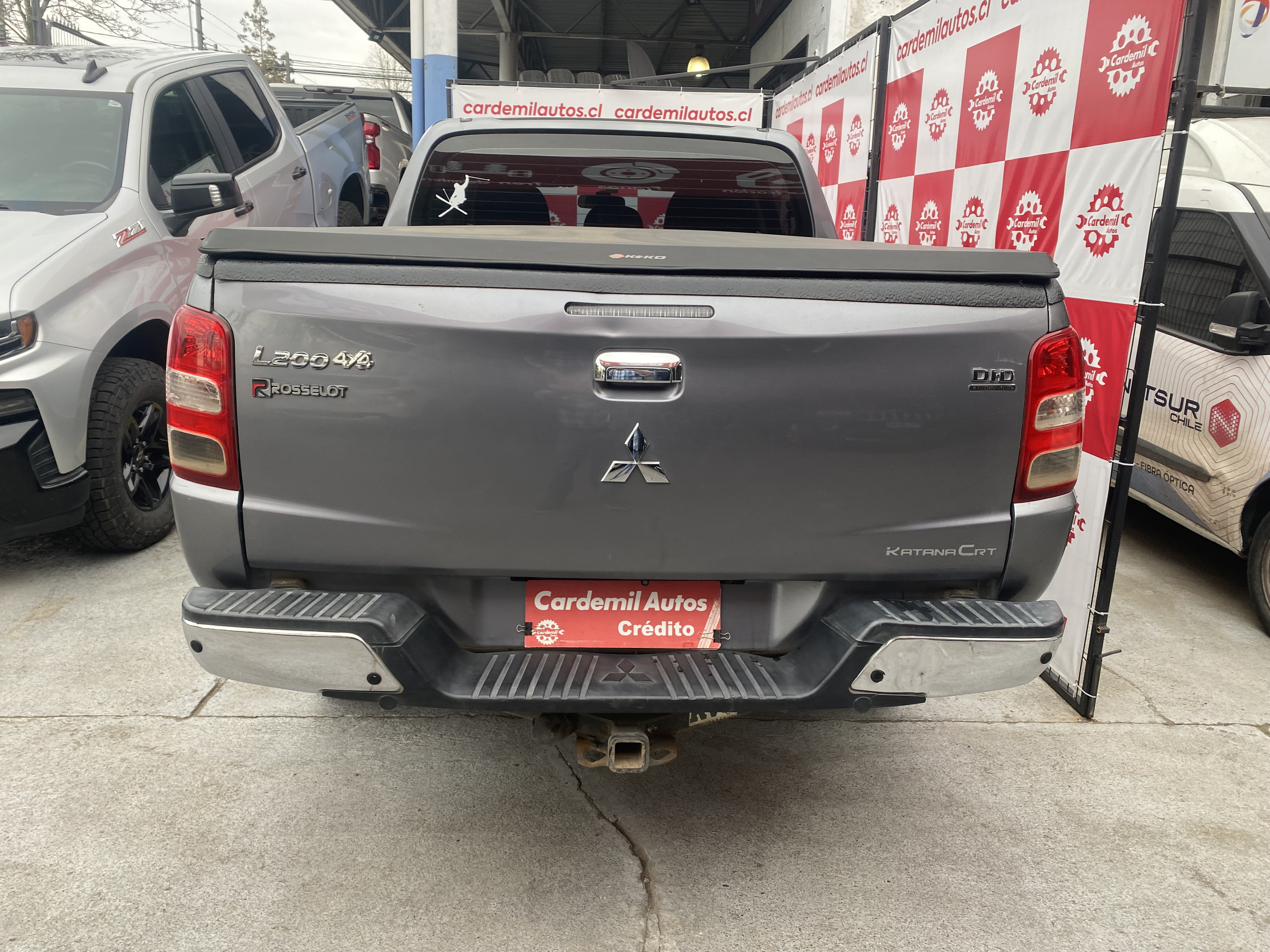 5MITSUBISHI L200...